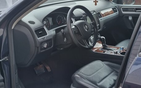 Volkswagen Touareg III, 2010 год, 1 700 000 рублей, 7 фотография