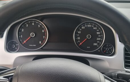 Volkswagen Touareg III, 2010 год, 1 700 000 рублей, 13 фотография