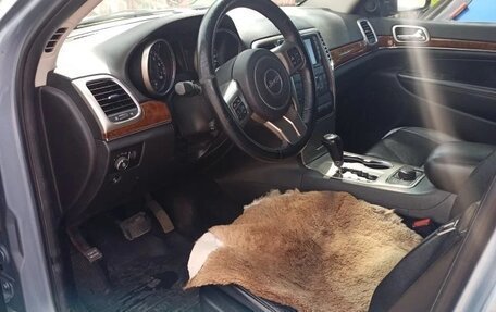 Jeep Grand Cherokee, 2012 год, 1 600 000 рублей, 12 фотография