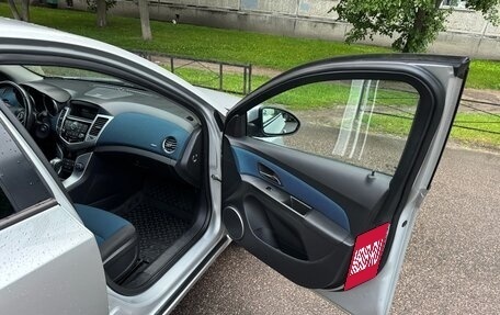 Chevrolet Cruze II, 2011 год, 695 000 рублей, 17 фотография