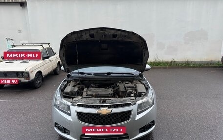 Chevrolet Cruze II, 2011 год, 695 000 рублей, 8 фотография