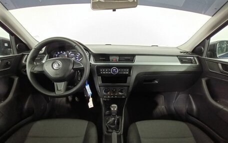 Skoda Rapid I, 2015 год, 870 000 рублей, 10 фотография