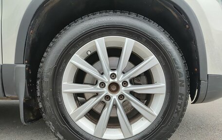 Volkswagen Tiguan I, 2011 год, 899 000 рублей, 22 фотография