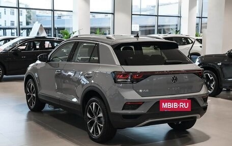 Volkswagen T-Roc I, 2026 год, 1 890 017 рублей, 3 фотография