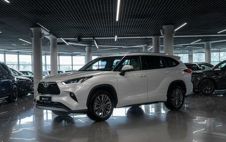 Toyota Highlander, 2026 год, 5 700 000 рублей, 1 фотография