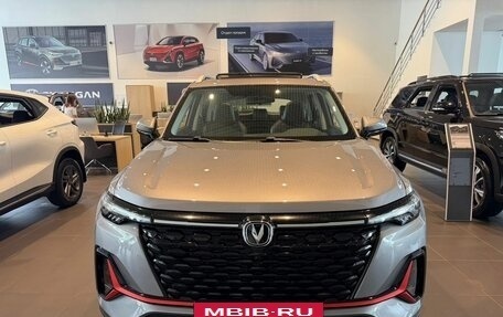 Changan CS35 Plus, 2024 год, 2 709 900 рублей, 2 фотография