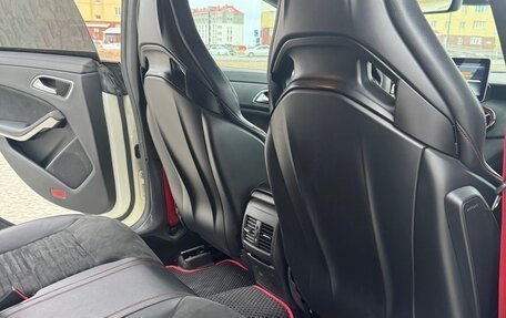 Mercedes-Benz CLA AMG, 2016 год, 2 800 000 рублей, 14 фотография