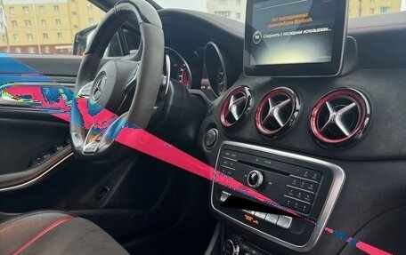 Mercedes-Benz CLA AMG, 2016 год, 2 800 000 рублей, 17 фотография