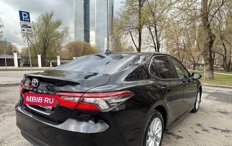 Toyota Camry, 2021 год, 2 700 000 рублей, 14 фотография