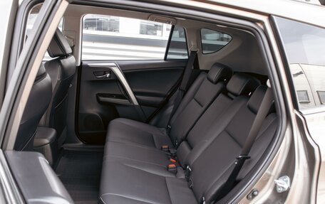 Toyota RAV4, 2017 год, 2 495 000 рублей, 17 фотография