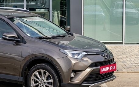 Toyota RAV4, 2017 год, 2 495 000 рублей, 8 фотография