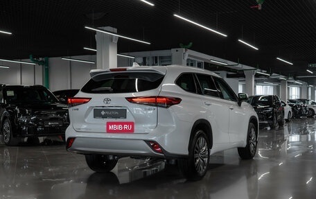 Toyota Highlander, 2026 год, 5 700 000 рублей, 5 фотография