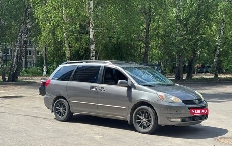 Toyota Sienna II рестайлинг, 2003 год, 850 000 рублей, 7 фотография