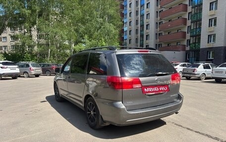 Toyota Sienna II рестайлинг, 2003 год, 850 000 рублей, 6 фотография