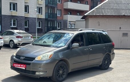 Toyota Sienna II рестайлинг, 2003 год, 850 000 рублей, 9 фотография