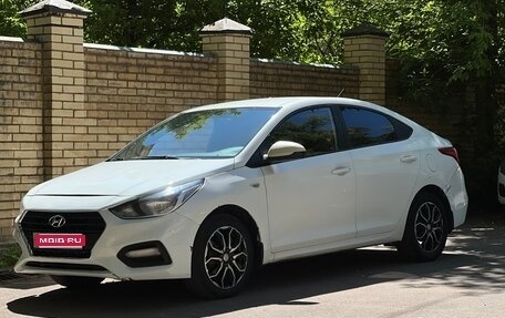 Hyundai Solaris II рестайлинг, 2018 год, 721 000 рублей, 1 фотография