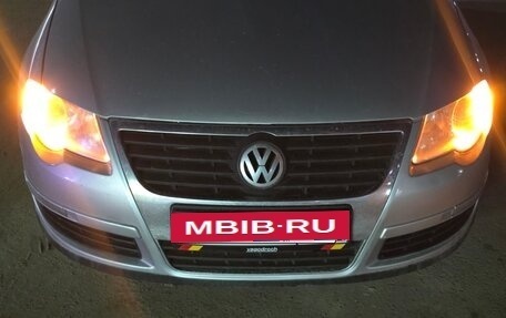 Volkswagen Passat B6, 2007 год, 600 000 рублей, 3 фотография