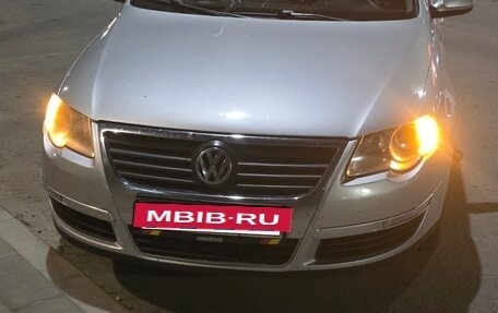 Volkswagen Passat B6, 2007 год, 600 000 рублей, 2 фотография