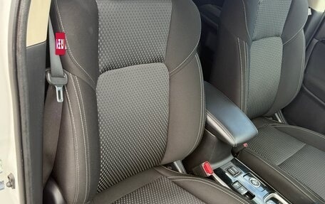 Mitsubishi Outlander III рестайлинг 3, 2022 год, 2 800 000 рублей, 24 фотография