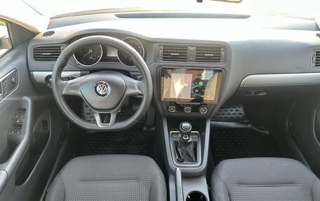 Volkswagen Jetta VI, 2015 год, 975 000 рублей, 11 фотография