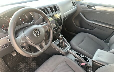 Volkswagen Jetta VI, 2015 год, 975 000 рублей, 13 фотография