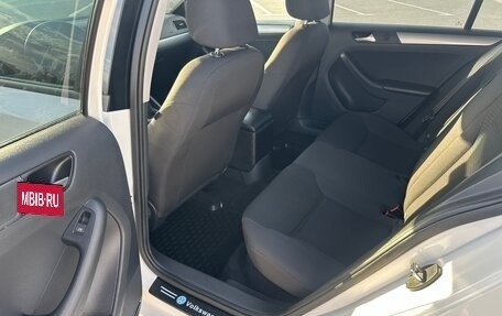 Volkswagen Jetta VI, 2015 год, 975 000 рублей, 15 фотография