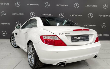 Mercedes-Benz SLK-Класс, 2013 год, 3 500 000 рублей, 7 фотография