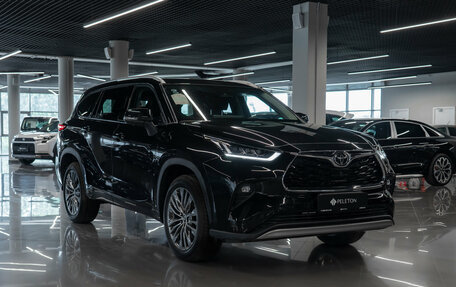 Toyota Highlander, 2026 год, 5 300 000 рублей, 2 фотография