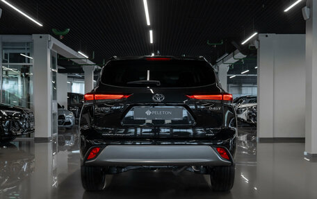 Toyota Highlander, 2026 год, 5 300 000 рублей, 6 фотография