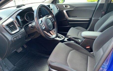 KIA cee'd III, 2022 год, 2 290 000 рублей, 18 фотография