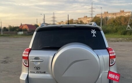 Toyota RAV4, 2011 год, 1 550 000 рублей, 6 фотография
