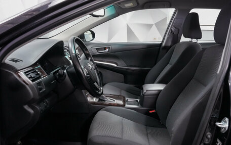 Toyota Camry, 2017 год, 2 215 000 рублей, 9 фотография