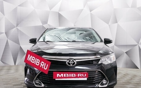 Toyota Camry, 2017 год, 2 215 000 рублей, 8 фотография