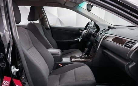 Toyota Camry, 2017 год, 2 215 000 рублей, 11 фотография