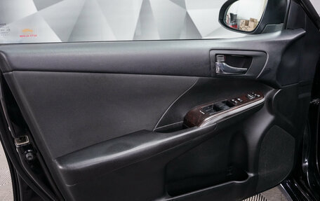 Toyota Camry, 2017 год, 2 215 000 рублей, 15 фотография
