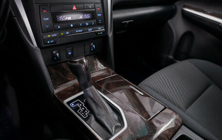 Toyota Camry, 2017 год, 2 215 000 рублей, 16 фотография