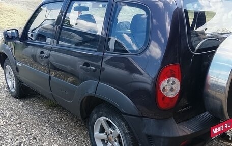 Chevrolet Niva I рестайлинг, 2012 год, 270 000 рублей, 4 фотография