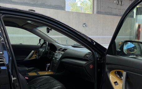 Toyota Camry, 2007 год, 570 000 рублей, 11 фотография