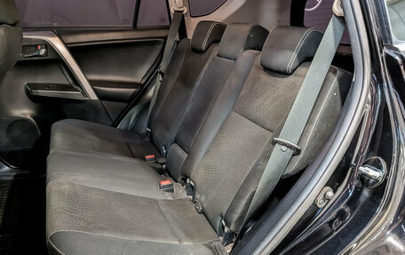 Toyota RAV4, 2019 год, 2 450 000 рублей, 10 фотография