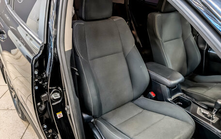 Toyota RAV4, 2019 год, 2 450 000 рублей, 20 фотография