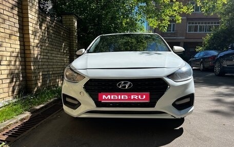 Hyundai Solaris II рестайлинг, 2018 год, 721 000 рублей, 3 фотография