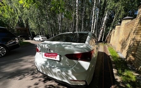Hyundai Solaris II рестайлинг, 2018 год, 721 000 рублей, 8 фотография