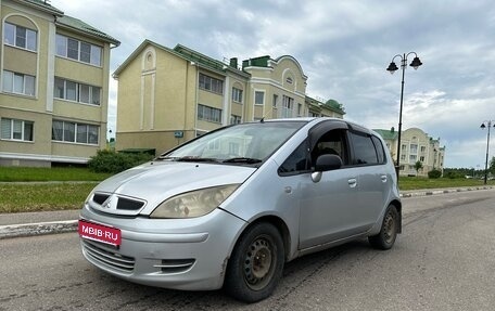 Mitsubishi Colt VI рестайлинг, 2002 год, 200 000 рублей, 1 фотография