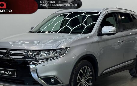Mitsubishi Outlander III рестайлинг 3, 2015 год, 2 390 000 рублей, 1 фотография