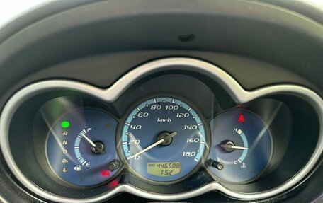 Mitsubishi Colt VI рестайлинг, 2002 год, 200 000 рублей, 24 фотография