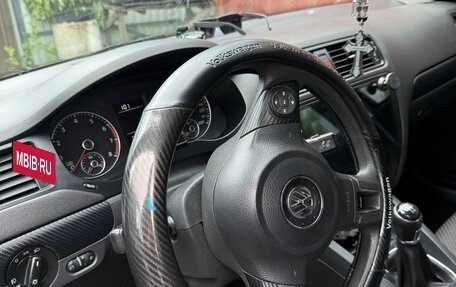 Volkswagen Jetta VI, 2013 год, 970 000 рублей, 3 фотография