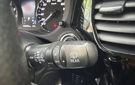 Mitsubishi Outlander III рестайлинг 3, 2015 год, 2 390 000 рублей, 22 фотография