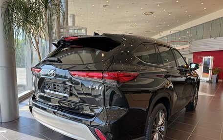 Toyota Highlander, 2026 год, 5 650 000 рублей, 3 фотография