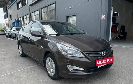 Hyundai Solaris II рестайлинг, 2015 год, 936 000 рублей, 3 фотография