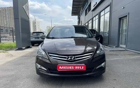 Hyundai Solaris II рестайлинг, 2015 год, 936 000 рублей, 2 фотография